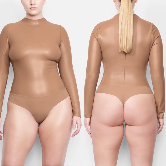 Skims Faux Leather Mock Neck Bodysuit in Sienna M - Picture 5 of 5